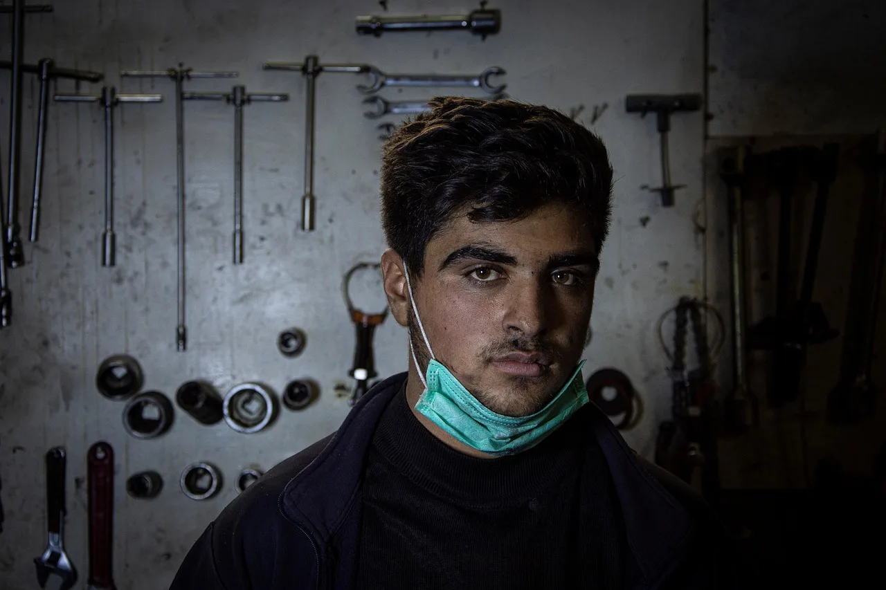 man, worker, face mask, pandemic, handyman, portrait, worker, worker, handyman, handyman, handyman, handyman, handyman. The handyman software shortlist, reviewed