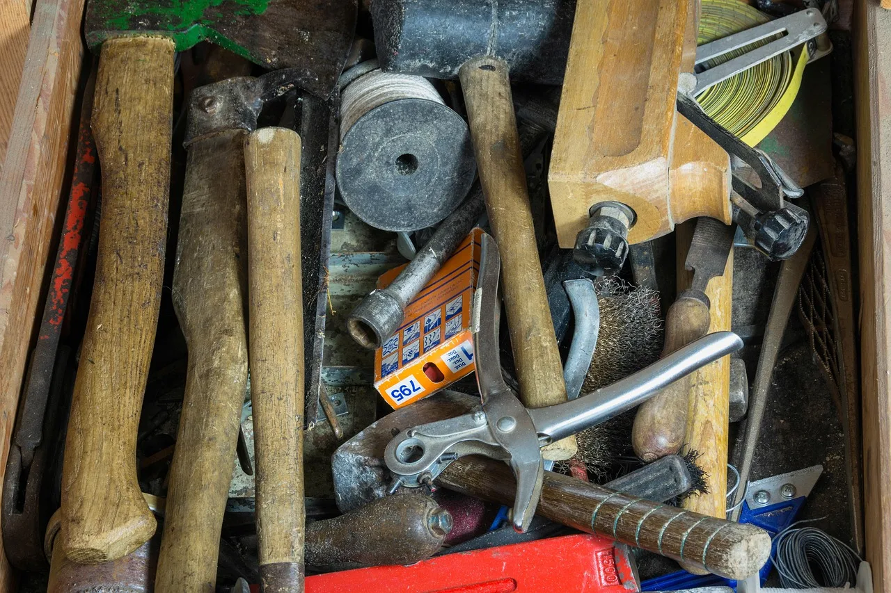 tool, hammer, axe, planer, pliers, workshop craft, workbench, line, wire brush, work, industry, craft, building, repair, handyman, chisel, file, workbench, workbench, workbench, workbench, workbench, wire brush. Best markets for a handyman business: where to start, in plain terms