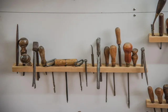 tool, workbench, craft, handyman, pliers, hammer, repair, retro, antique, cobbler, shoemaker's workshop, workbench, workbench, workbench, workbench, workbench, cobbler. Handyman Profit Margin: How to Work Out Break-Even