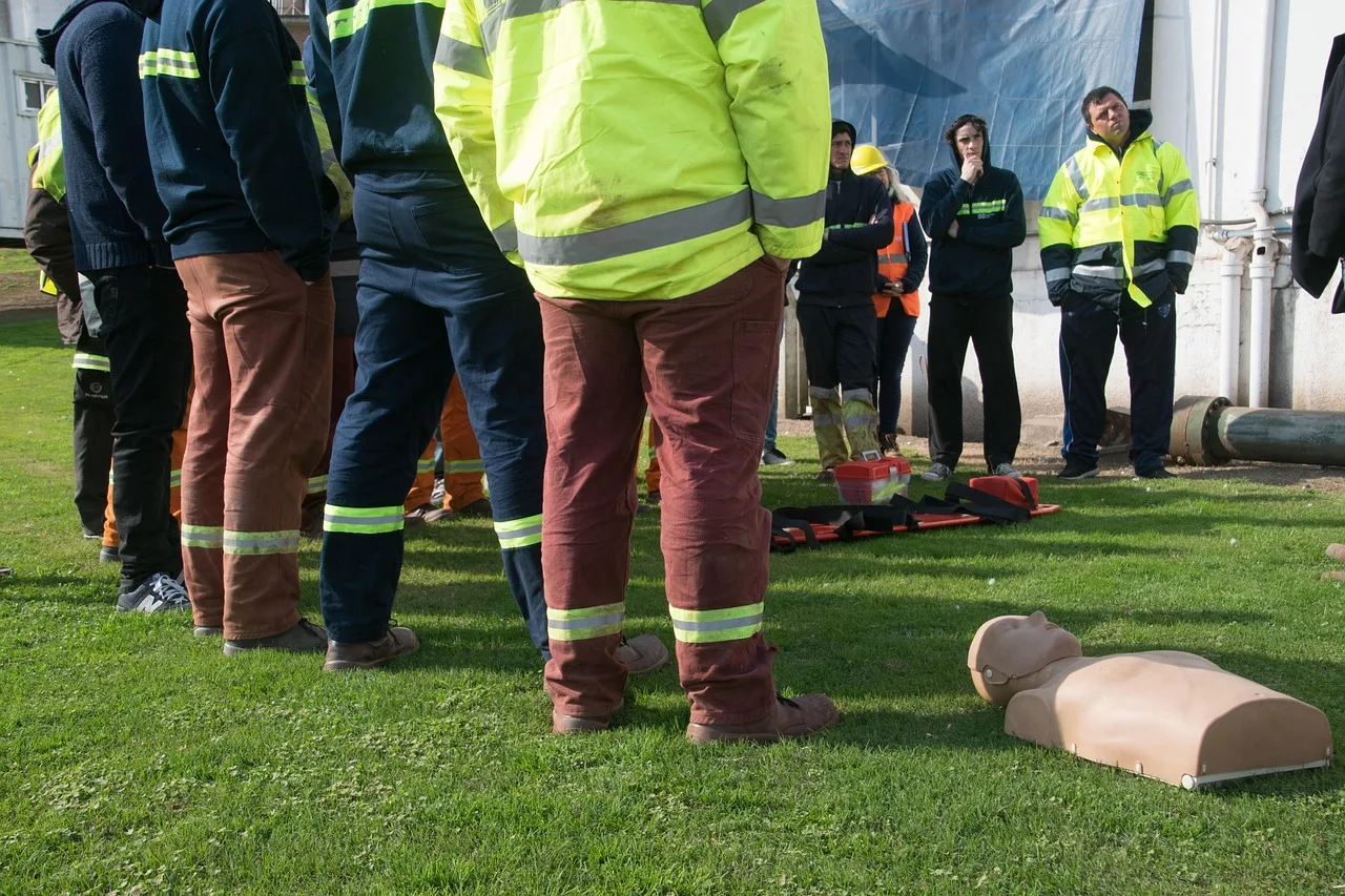 first aid training, rescue, cpr, training, cpr dummy, group, people, cpr, cpr, cpr, cpr, cpr. Handyman employee training plan: what each week asks of you